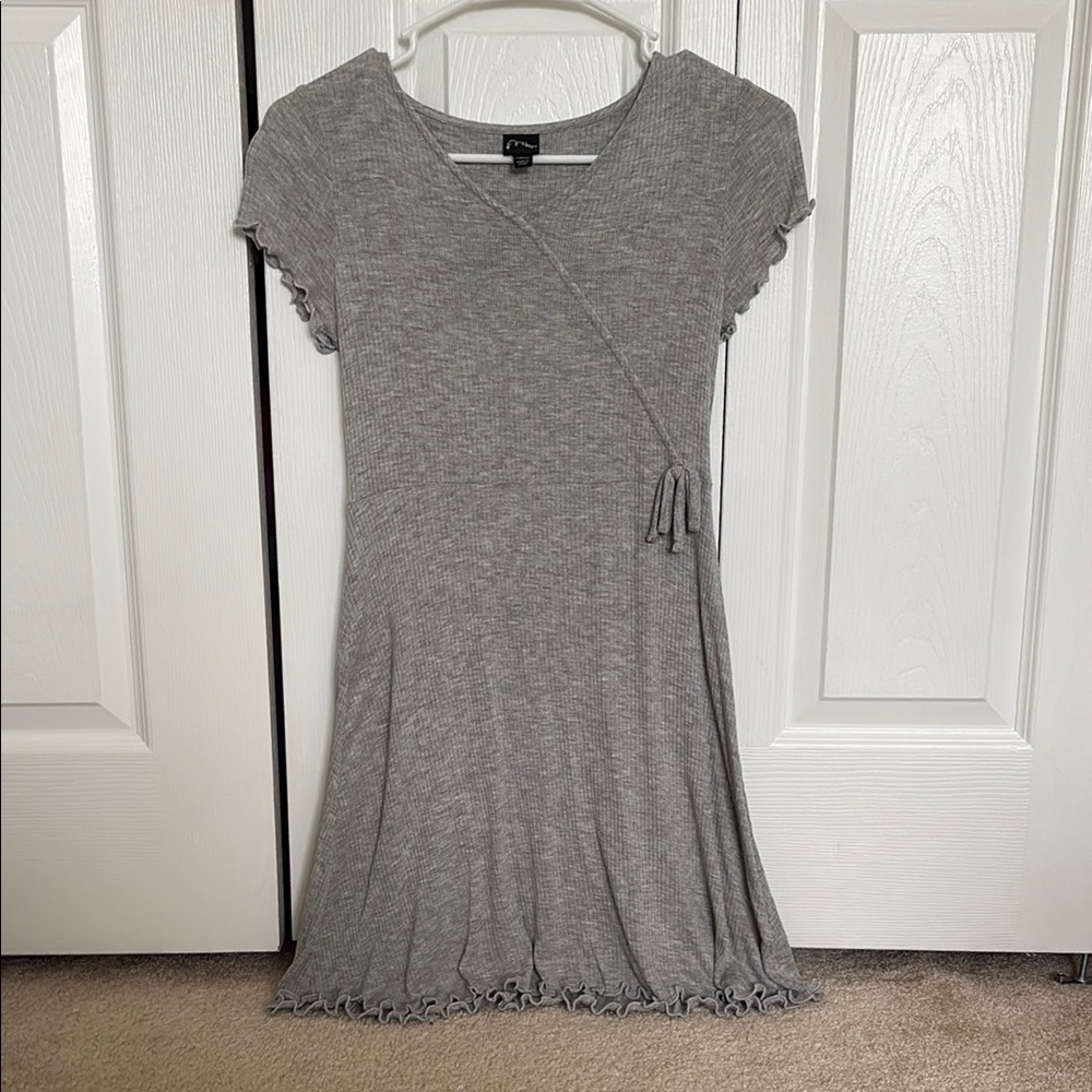 Art Class Gray Flutter Sleeve A-Line Dress